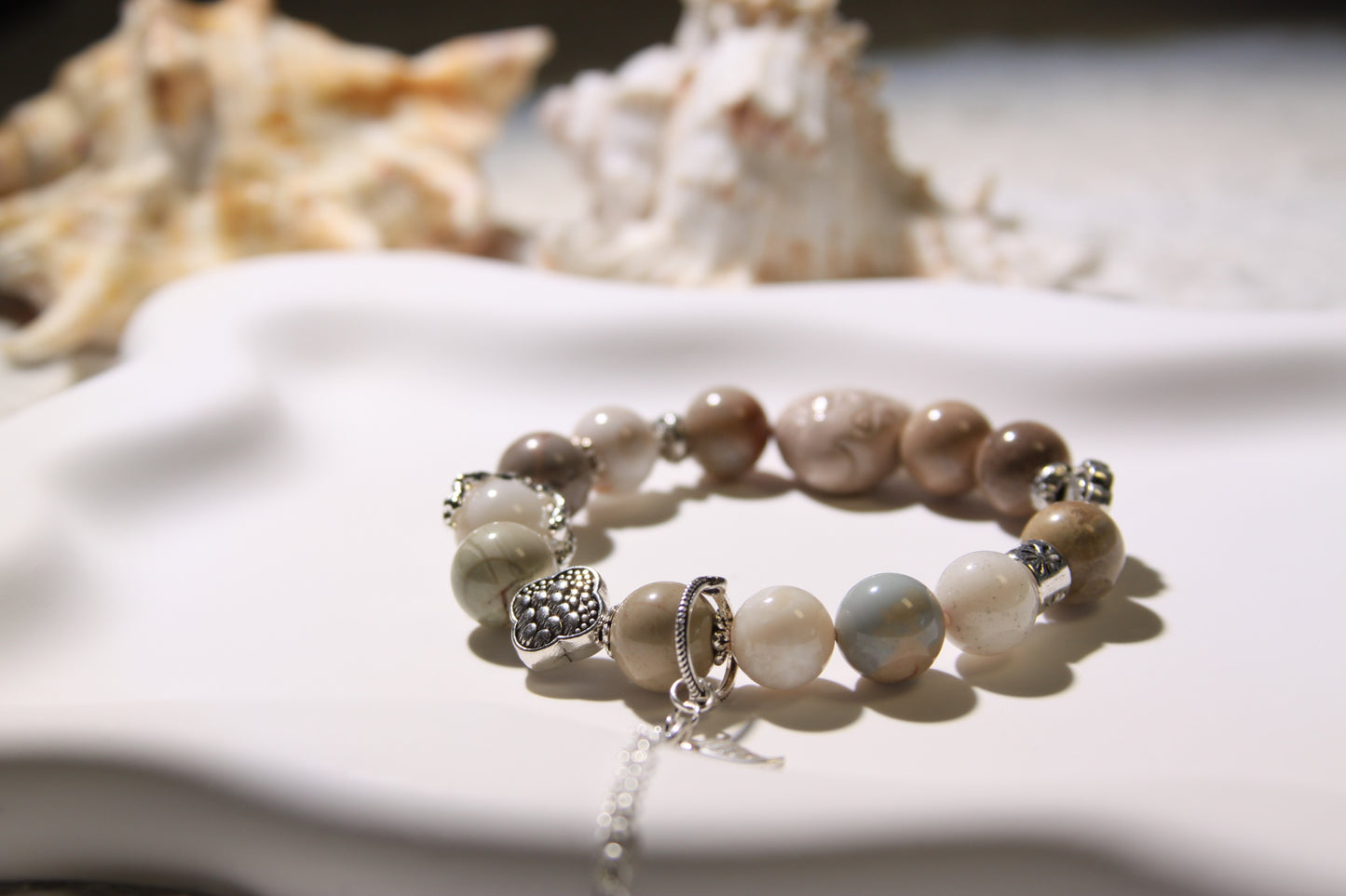 Sands of Serenity Bracelet[Alaschan Agate]